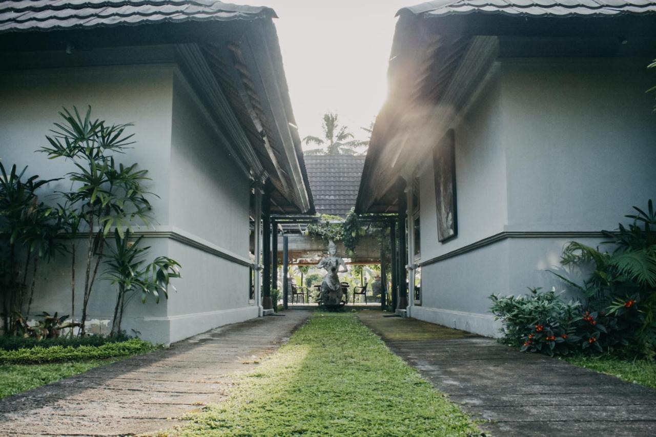 Hotel Puri Lotus Ubud Esterno foto