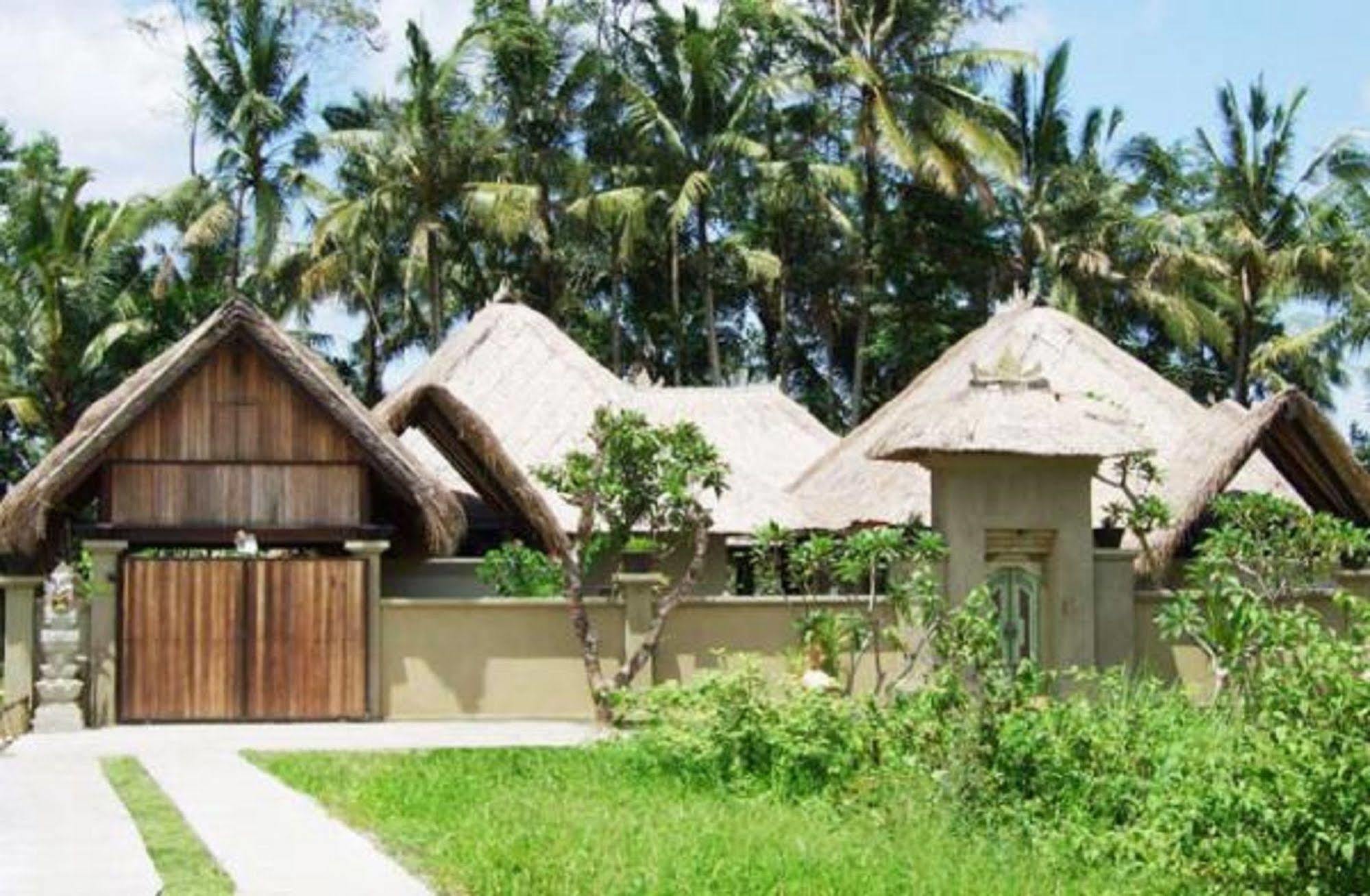 Hotel Puri Lotus Ubud Esterno foto