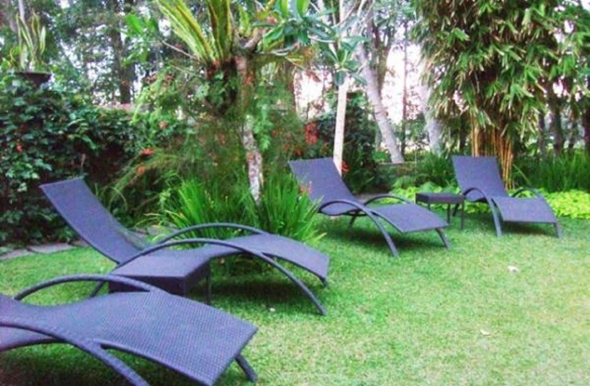 Hotel Puri Lotus Ubud Esterno foto